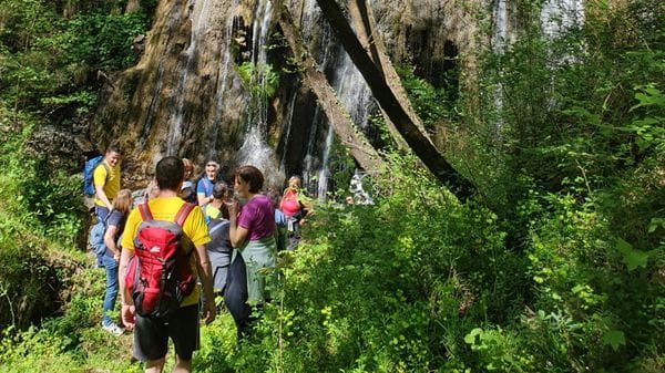 San Pellegrino, un sentiero alla scoperta della cascata Pissarota
