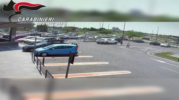 Carvico, il video della fuga dopo l'aggressione