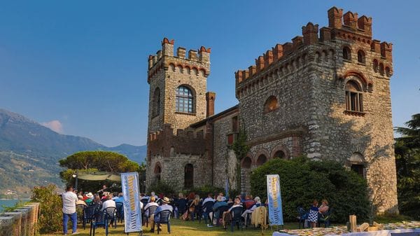 Concerti sul lago d’Iseo: il «Festival Onde Musicali» celebra la bellezza del Sebino