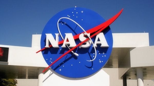 La Nasa si riorganizza per accelerare verso la Luna 