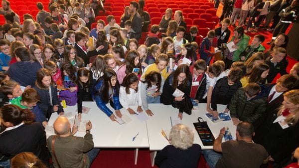 «Libri per sognare», la finale sarà una festa con i giovani lettori al Teatro Donizetti