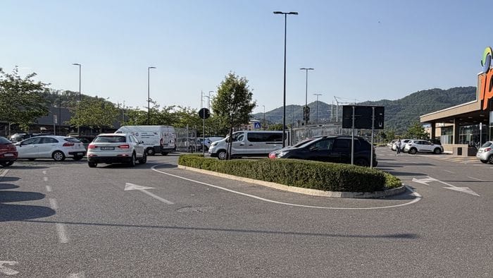 https://storage.ecodibergamo.it/media/photologue/2026/5/29/photos/cache/aggressione-con-fiocina-a-carvico-luomo-resta-in-carcere-e-molto-pericoloso_dfd260a2-5aca-11f1-ad6b-fba6a2155a3b_1920_1080_v3_large_16_9.jpg