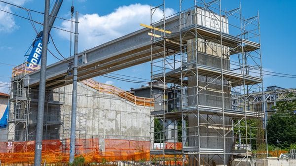 Boccaleone, nasce la nuova passerella. Rfi: «Sarà pronta entro la fine di giugno»