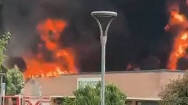 L’innesco, il fumo nero e le fiamme: i primi minuti dell’incendio di Dalmine