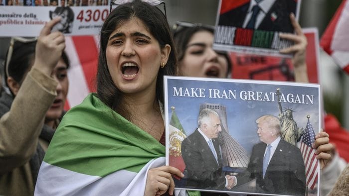 https://storage.ecodibergamo.it/media/photologue/2026/5/30/photos/cache/minacciavano-connazionali-dissidenti-perquisiti-due-iraniani-io-innocente_7622ea96-5b92-11f1-ad6b-fba6a2155a3b_1920_1080_v3_large_16_9.jpg