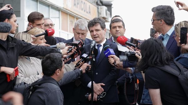 Mosca, prove di forza: le condizioni per negoziare