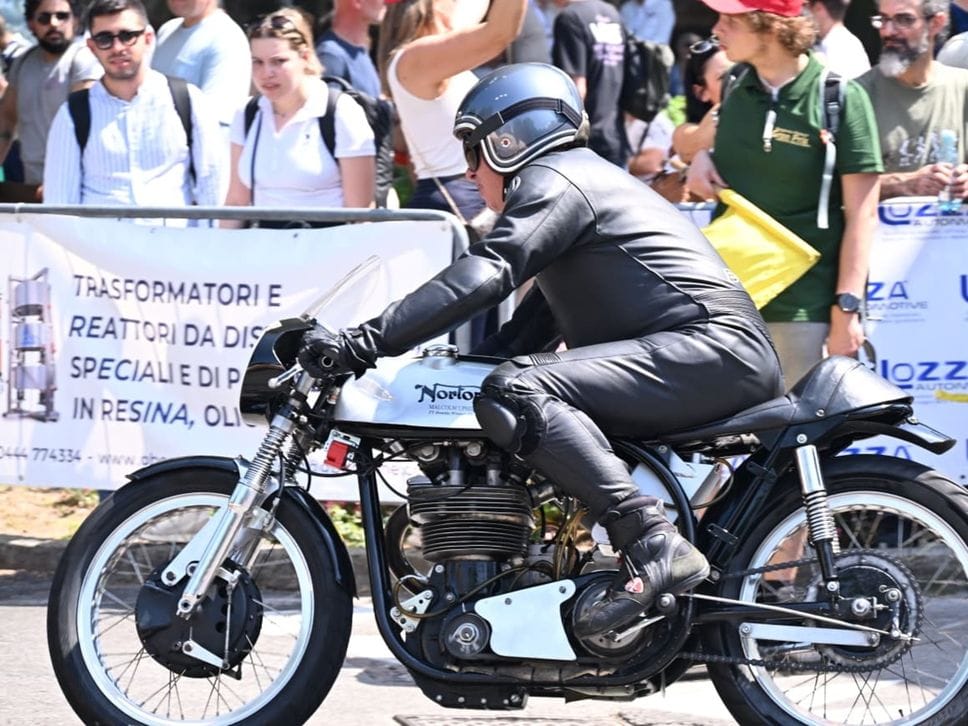 Bergamo Historic Gran Prix, rombo di motori sulle Mura - Foto e video
