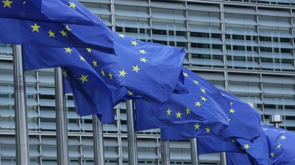 Ue, 'senza Ets consumi per 100 mld di metri cubi in più di gas, sistema funziona'