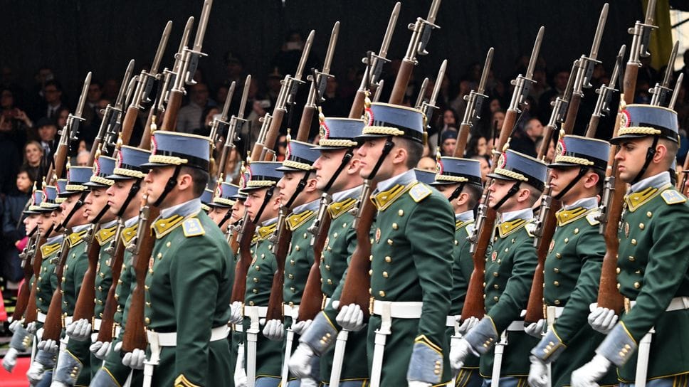 Bergamo Alta, il giuramento degli Allievi della Guardia di Finanza con il ministro Giorgetti