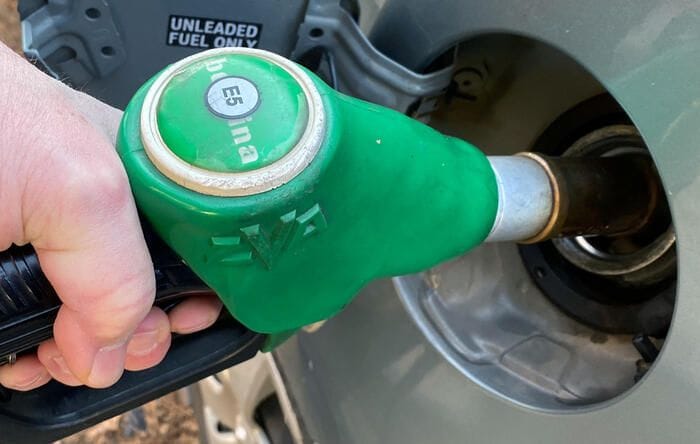Fonti Ue, prezzi gas e petrolio su di oltre il 50% dalla crisi in Iran