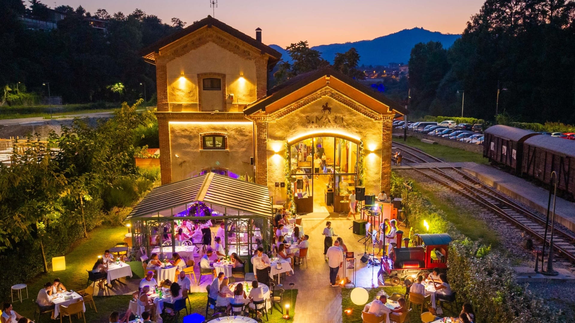 https://storage.ecodibergamo.it/media/photologue/2026/5/6/photos/levoluzione-di-smart-tra-sapori-e-intrattenimento_43d7cc30-4857-11f1-8ff3-b29b100ed173_1920_1080.jpg