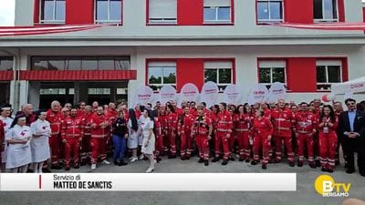 https://storage.ecodibergamo.it/media/photologue/2026/5/8/photos/cache/bergamo-inaugurata-la-rinnovata-sede-della-croce-rossa_f12ecd2e-4b00-11f1-970a-139e4d37b624_display.jpg