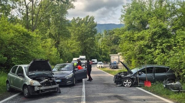 Incidente sulla Statale 42 a Endine Gaiano: coinvolte tre donne