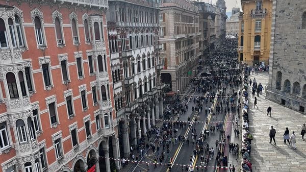 Alpini, a Genova sono 7mila i bergamaschi. Domenica la sfilata - Foto e video