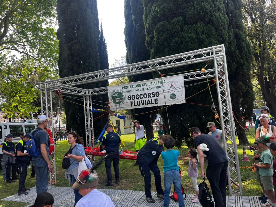 Alpini, a Genova sono 7mila i bergamaschi. Domenica la sfilata - Foto e video