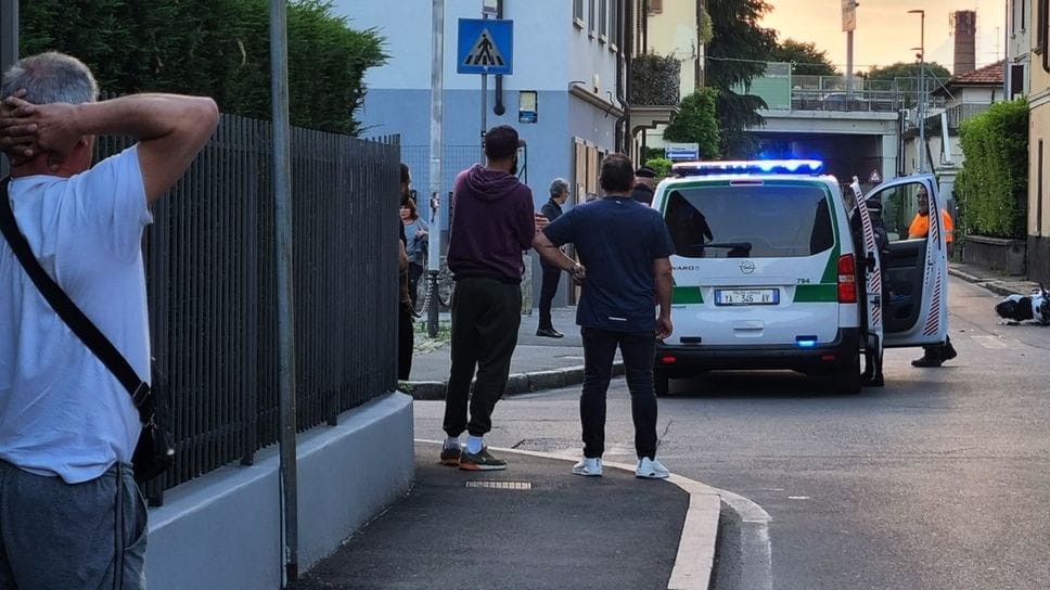 Bergamo, un altro giovane muore sulla strada: 26enne perde la vita in moto in via Rosa