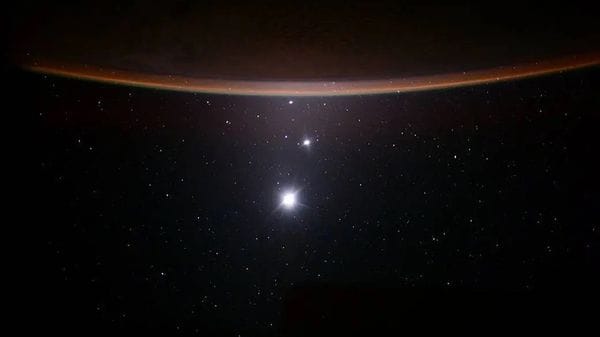 Nel cielo di giugno una danza dei pianeti saluta l'estate 