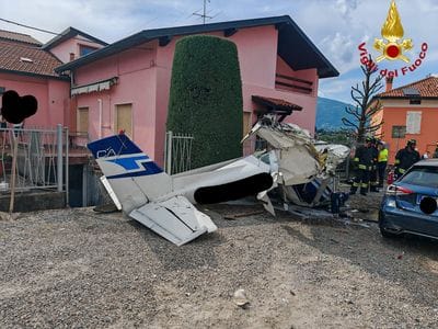 https://storage.ecodibergamo.it/media/photologue/2026/6/1/photos/cache/ultraleggero-cade-tra-le-case-e-le-auto-a-valbrembo-un-morto-e-un-ferito_5de65a74-5dd3-11f1-a58c-8fa5affeac14_1920_1080_display.jpg