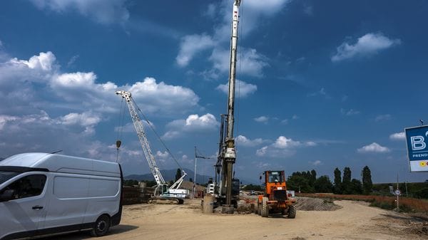 I puntuali ritardi dei cantieri ferroviari
