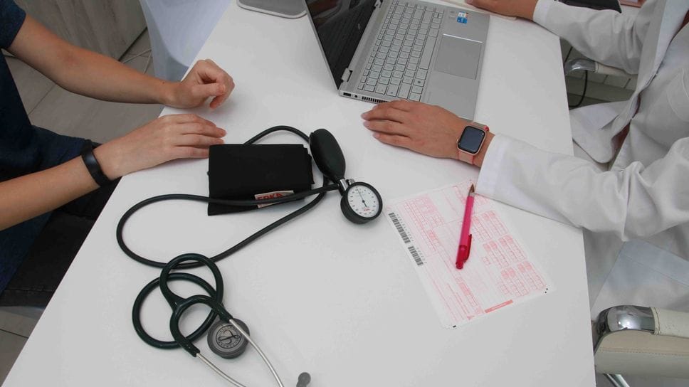 «Riforma dei medici, un errore fermarsi». La Regione bacchetta lo stop del governo