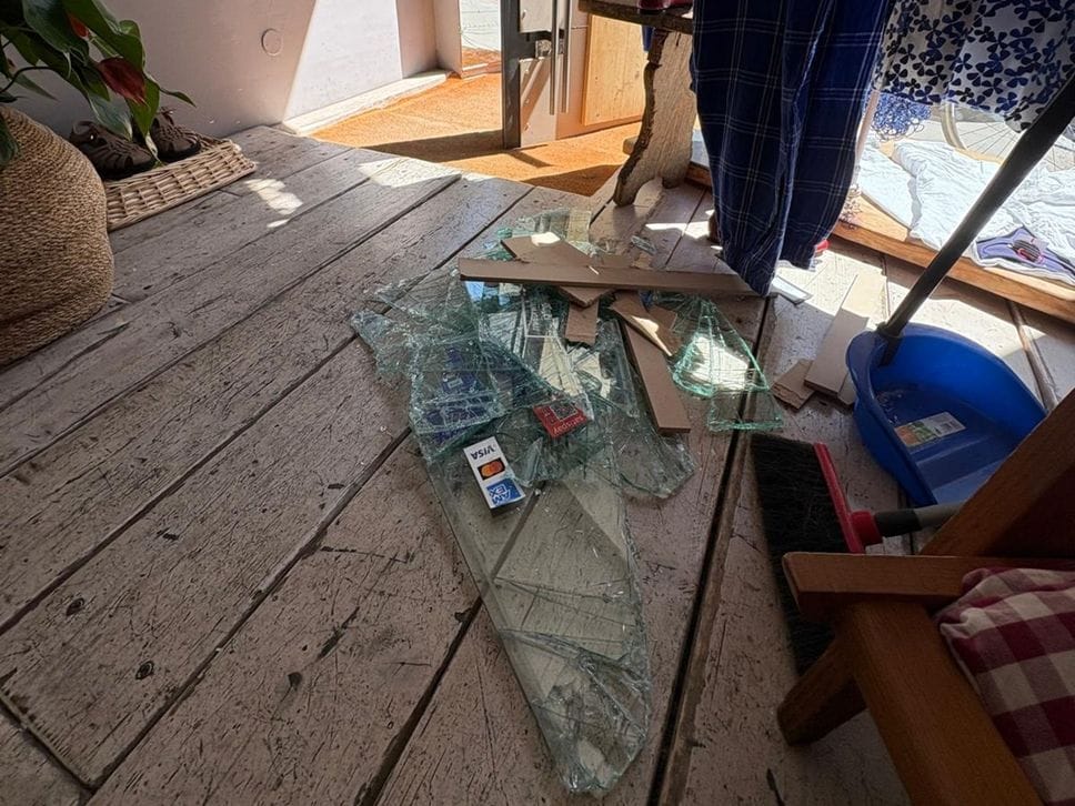 Ancora una spaccata in centro città: colpito negozio di abbigliamento