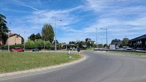 Caduta  in moto nella notte, muore trentenne di Bergamo