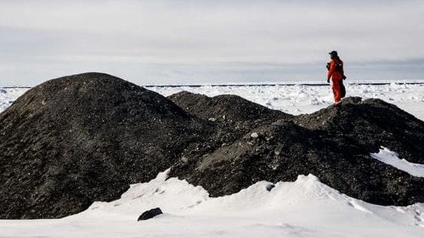 Artico, aumentano gli iceberg e nascono nuovi ecosistemi sottomarini 