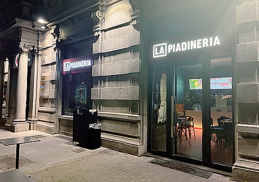 Ladri a «La Piadineria» a Bergamo, rubati 200 euro dalla cassa