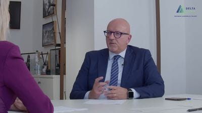 https://storage.ecodibergamo.it/media/photologue/2026/6/15/photos/cache/le-imprese-cercano-lintelligenza-artificiale-ma-vogliono-le-persone_b98d713e-68bc-11f1-95d4-c97359618b3c_display.jpg