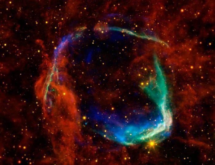 L'espansione dell'universo non rallenta, smentiti i dati del 2025
