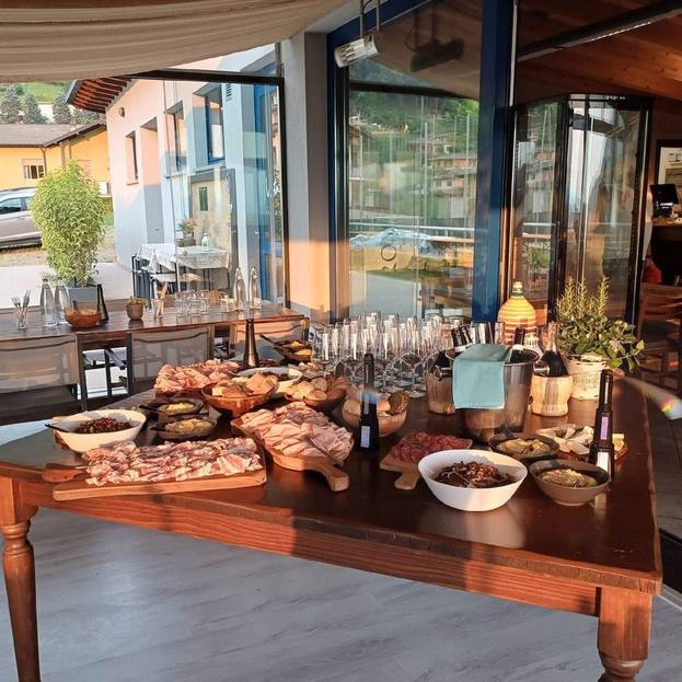 Al «Vista Falò Bistró» brace, tradizione e convivialità