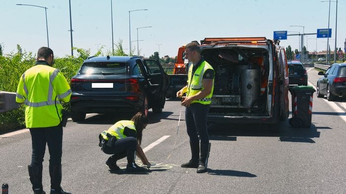 cade dalla moto dopo il litigio il 21enne 232 in fin di vita da Ecodibergamo.it cade dalla moto dopo il litigio il 21enne 232 in fin di vita