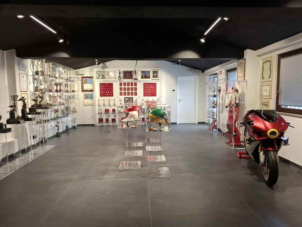 Giacomo Agostini, la leggenda del motociclismo in un museo