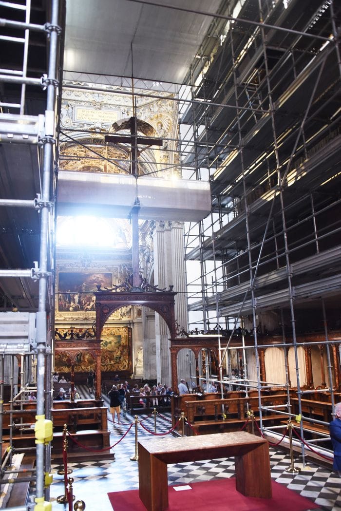Nella Basilica di Santa Maria Maggiore dieci piani di ponteggio per il maxi-restauro del presbiterio