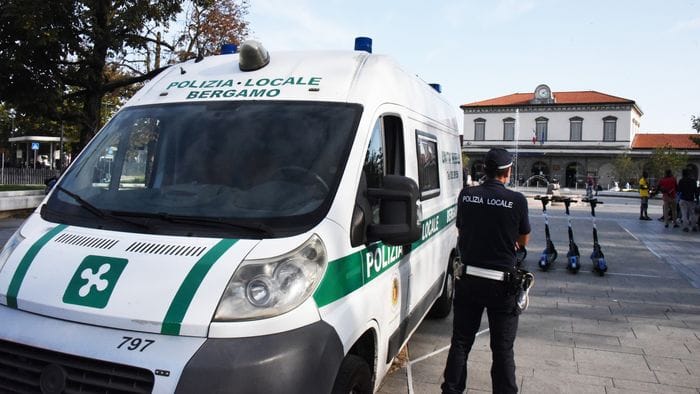 https://storage.ecodibergamo.it/media/photologue/2026/6/19/photos/cache/piu-controlli-nellarea-della-stazione-di-bergamo-8mila-ore-33-e-1795-int_362a21dc-6b61-11f1-95b1-2739c400c0f4_1920_1080_v3_large_16_9.jpg