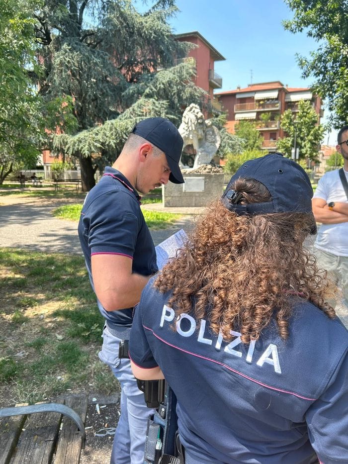 Treviglio, controlli della Polizia: oltre 100 persone identificate