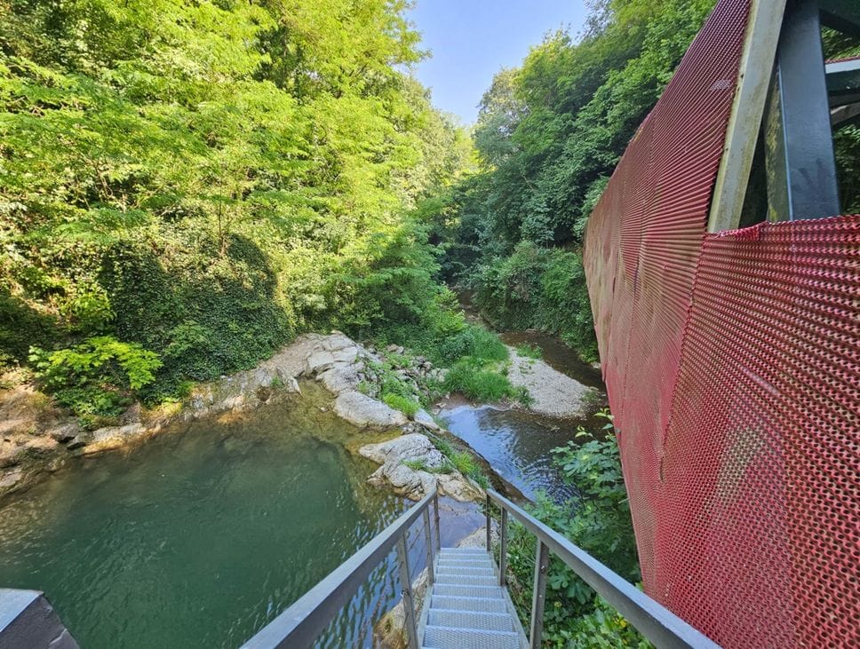 Luzzana, è morto il  15enne recuperato sott’acqua dopo il tuffo in un torrente 
