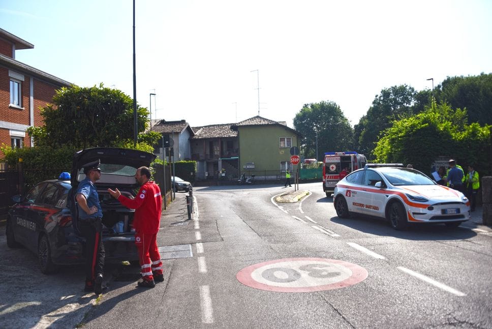 Pedone morto dopo l’impatto con un furgone a Torre Boldone: disposta l’autopsia 