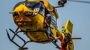 Precipita dal monte Pegherolo, recuperato dall’elisoccorso in un ghiaione