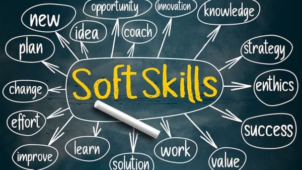 Soft skills: la scuola le dichiara, le aziende le pretendono. Chi le insegna?