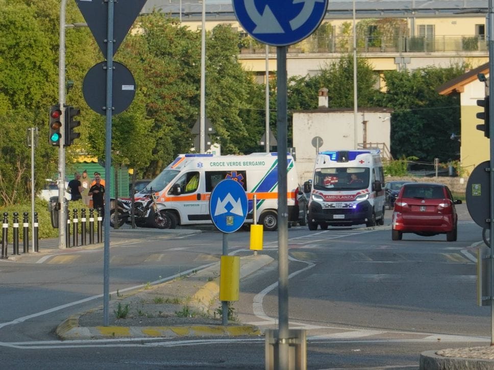 Sparatoria in strada a Seriate, l’ipotesi del regolamento di conti 