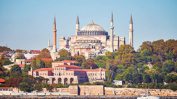 Turchia, al via da Istanbul il pellegrinaggio diocesano col Vescovo
