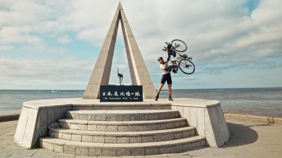 Bergamo, il viaggio di Lorenzo Arrigoni: «Tremila chilometri in bici alla scoperta del Giappone»