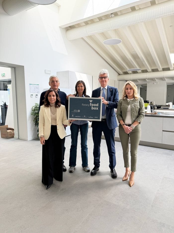 Rotary Food Box, mille prodotti per le famiglie della Casa di Leo
