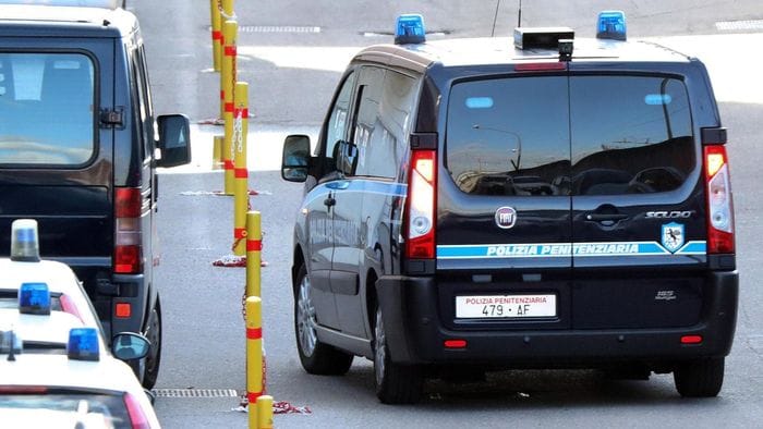 https://storage.ecodibergamo.it/media/photologue/2026/6/25/photos/cache/caso-yara-gambirasio-la-difesa-di-bossetti-chiede-nuove-analisi-su-dna-e-repert_e0aa8566-70c0-11f1-aeda-4de6a6485e8b_1920_1080_v3_large_16_9.jpg