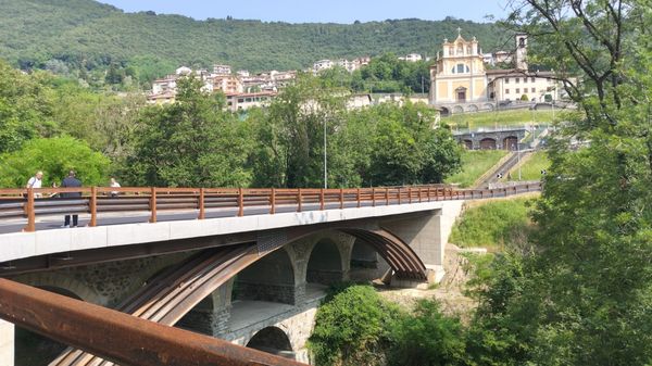 Gaverina, inaugurato il ponte tra Val Seriana e Val Cavallina