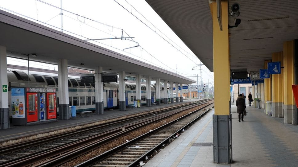 Guasti a Lambrate e a Rovato, treni fermi sui binari: ritardi e cancellazioni sulla  Milano-Bergamo e sulla Milano-Treviglio-Brescia