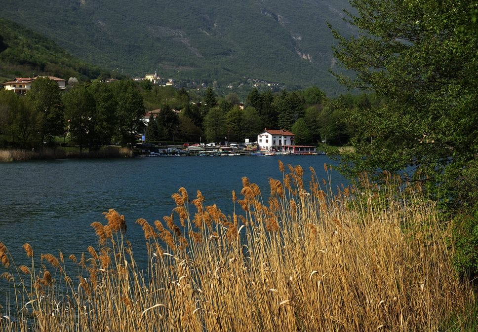 Laghi d’Iseo, Endine, Gaiano e Giudici: acque eccellenti per la stagione balneare