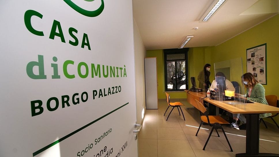 Medici di famiglia nelle Case di comunità. La stima: 1.200 ore settimanali da coprire
