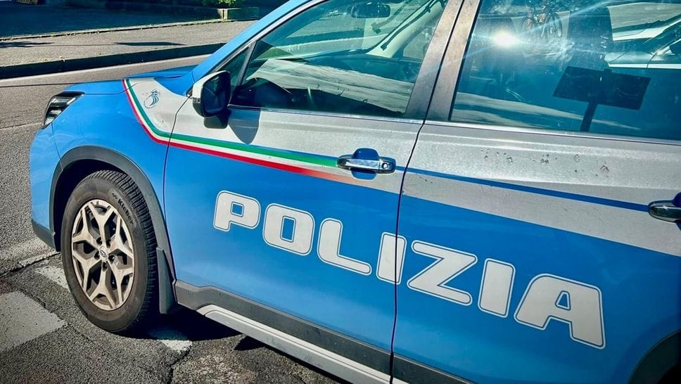 Arrestati i Bonnie and Clyde dei furti di moto di lusso a Milano: trovati 24 mezzi in un capannone a Ciserano